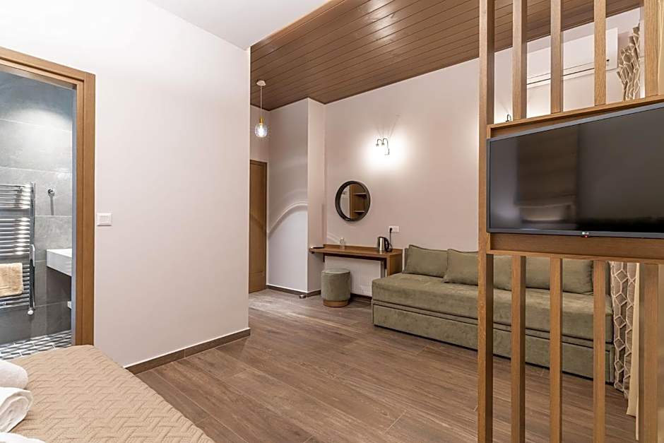 LYDIA suites and rooms