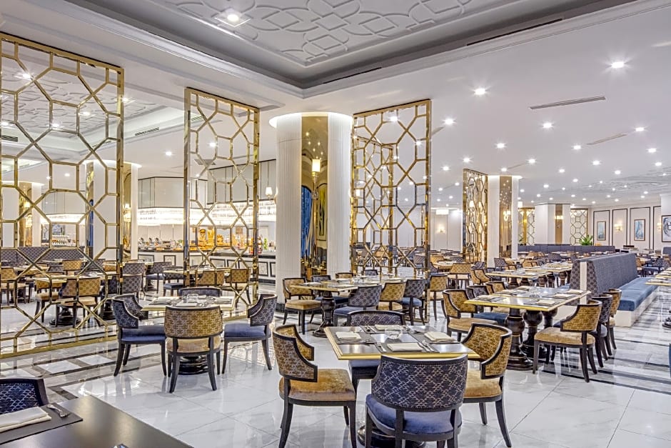 Melia Vinpearl Nha Trang Empire