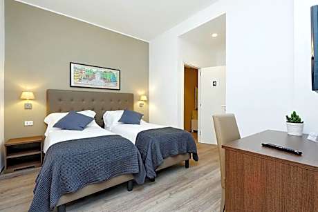 Standard Double or Twin Room with Garden View