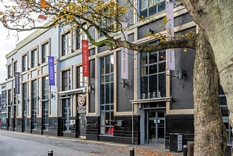 Prince of Wales Hotel