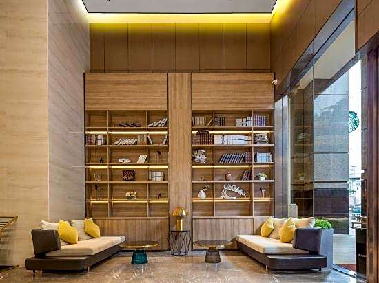 Wenhua International Apartment (Beijing Road Pedestrian Street Store)