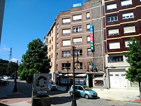 Hotel Vaqueros