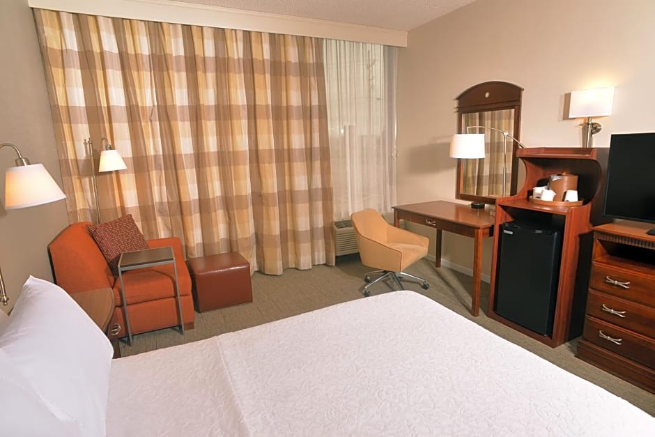 Hampton Inn Springfield-South