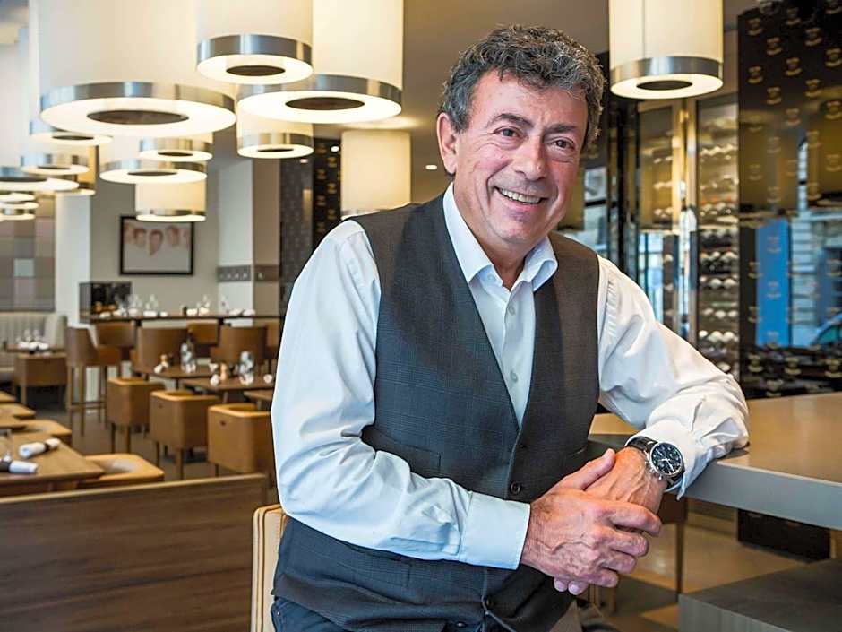 Sofitel Paris-Arc De Triomphe