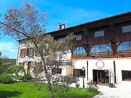 Chambres d'Hôtes La Noyeraie