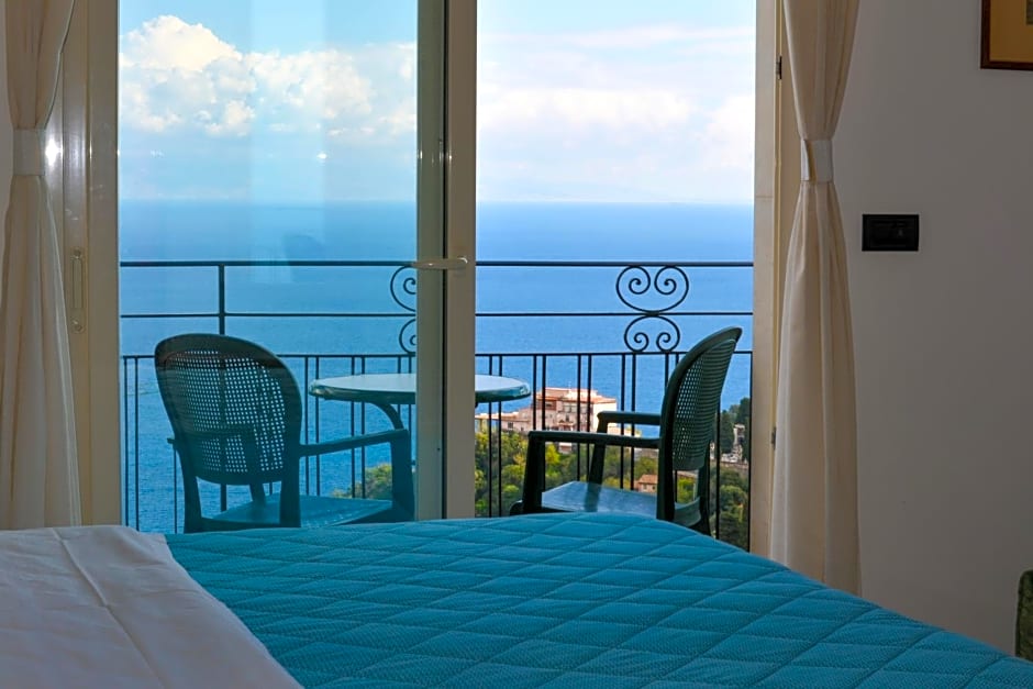 Hotel Condor