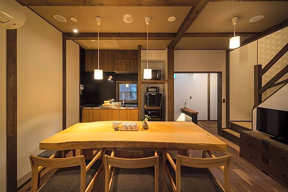 Fujinoma Machiya House