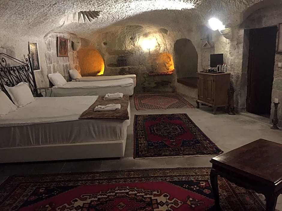 Cave Art Hotel