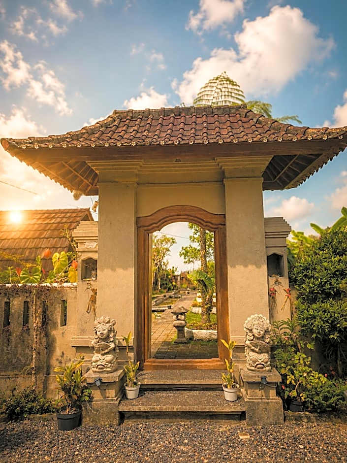 Umah lumbung bedugul