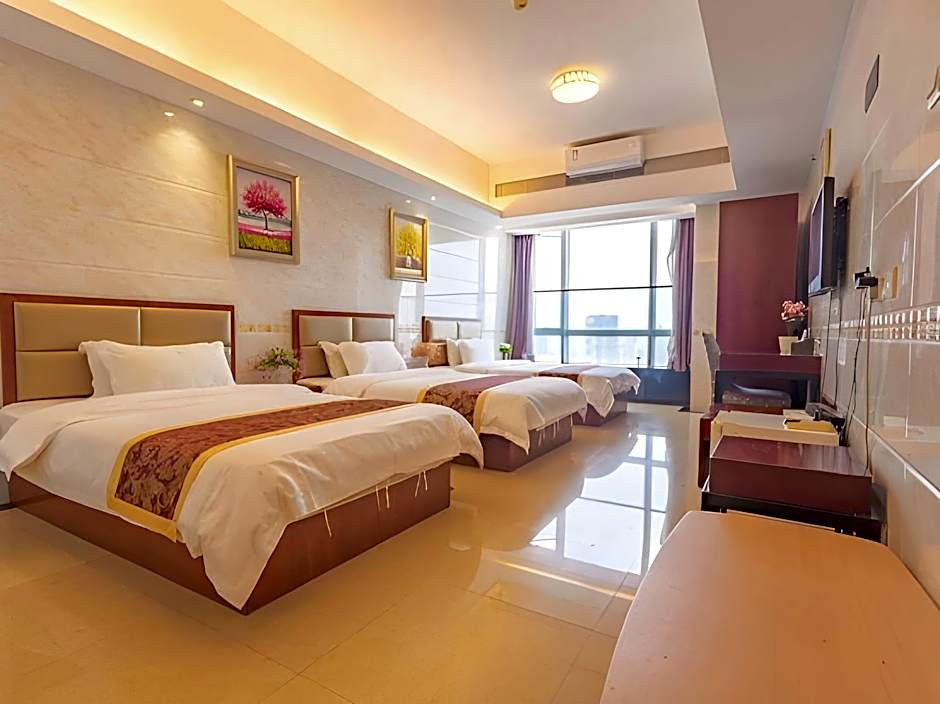 Sunny Apartment Of Grand Continental