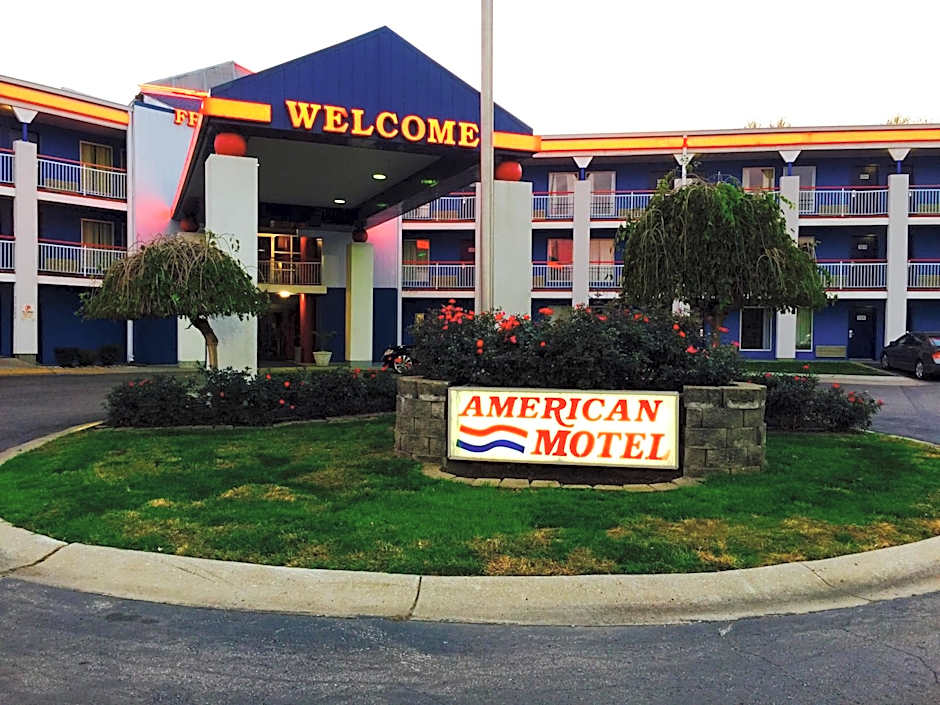 Photo 1 of 11 of American Inn Kansas City, KS