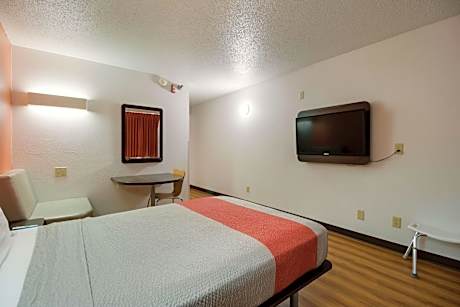 Classic Quadruple Room