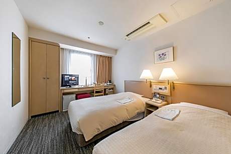 Twin Room - Non-Smoking
