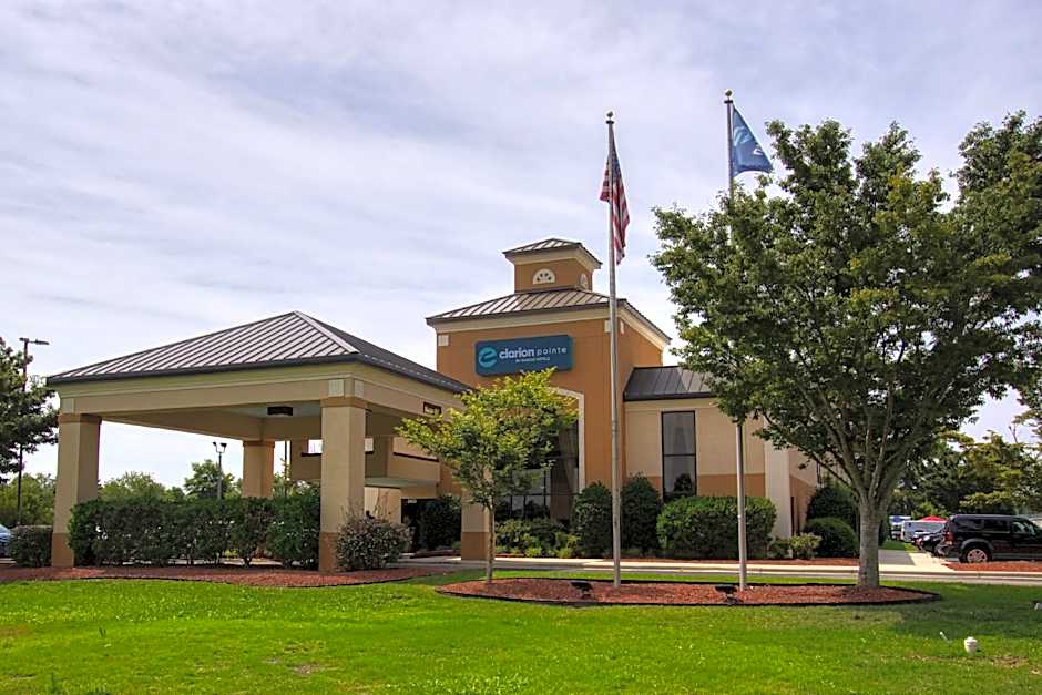 Clarion Pointe New Bern