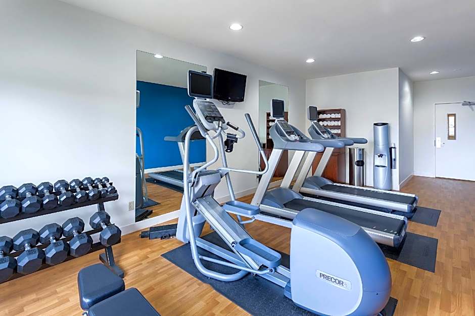 Comfort Suites Lincoln North