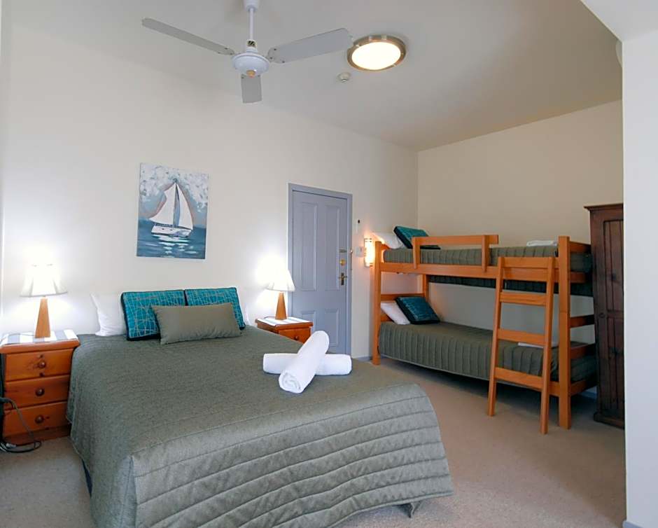 Riverview Boutique Motel