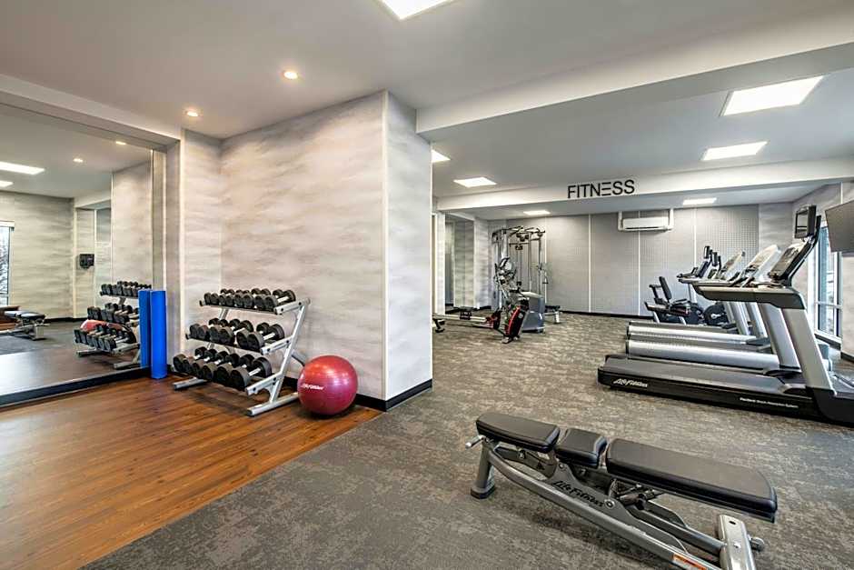 Fairfield Inn & Suites by Marriott Kelowna