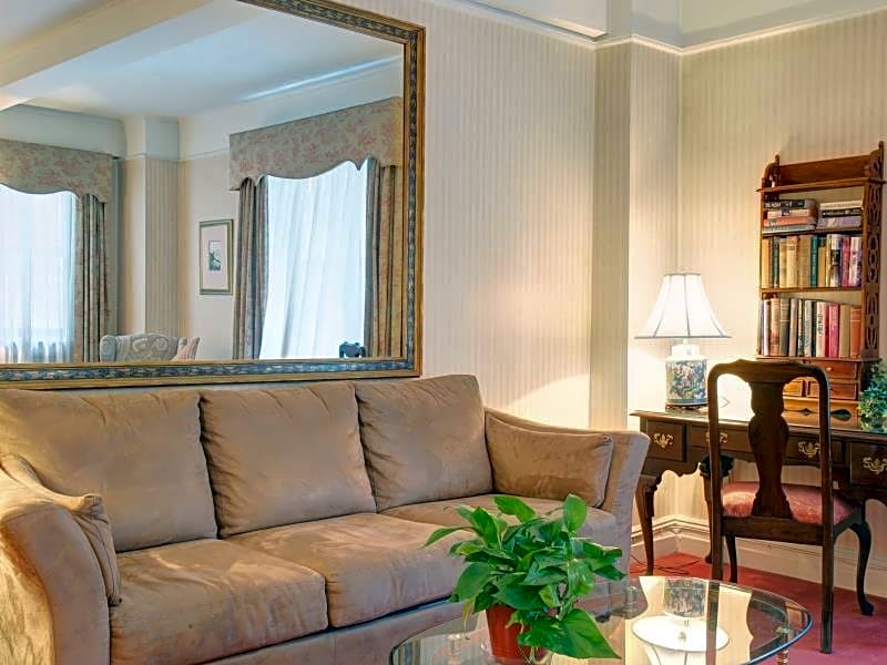 The Roger Smith Hotel