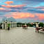 Sisombat Plaza Hotel