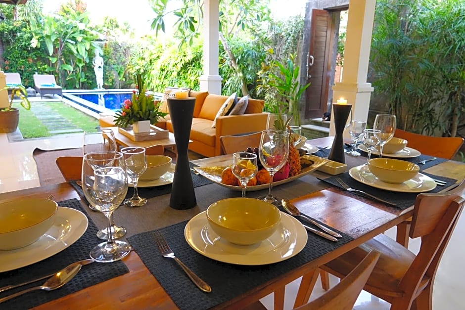 MAHAYANA 3BR VILLA BALI - Close to The Beach