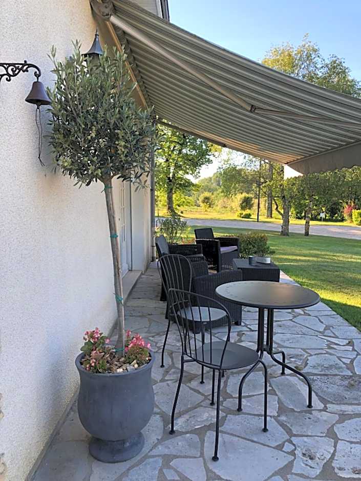 LA FERME D'AIGUROLLES