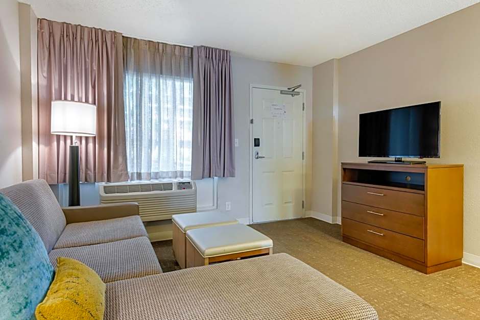 Staybridge Suites - Orlando Royale Parc Suites By IHG