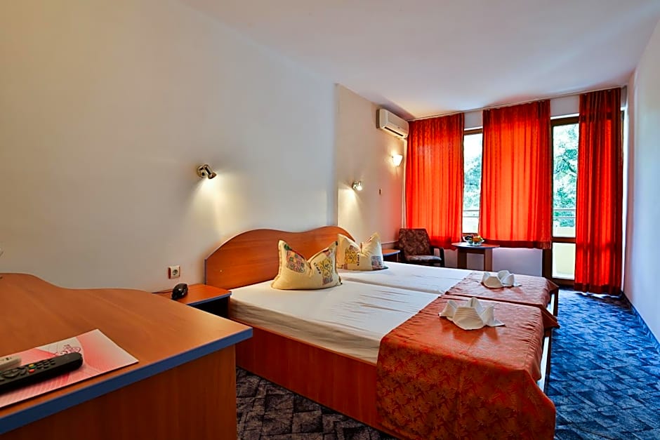 Kamchia Park Hotel - All Inclusive & Free Parking