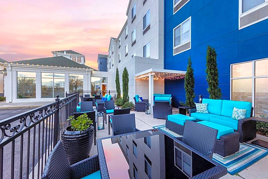 Hilton Garden Inn Albuquerque Journal Center