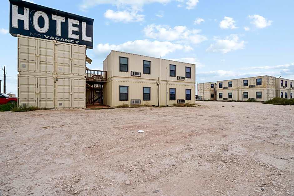 The Resource Inn -Big Lake TX