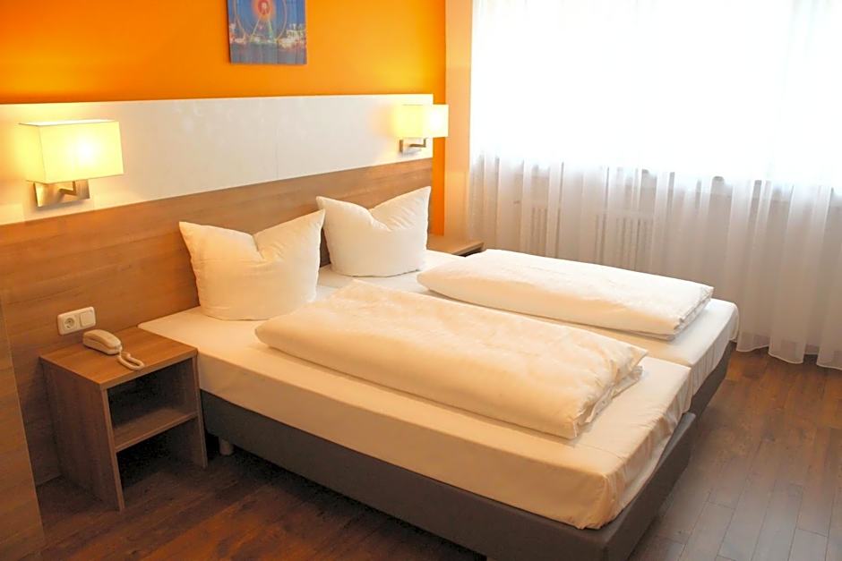 Hotel S16