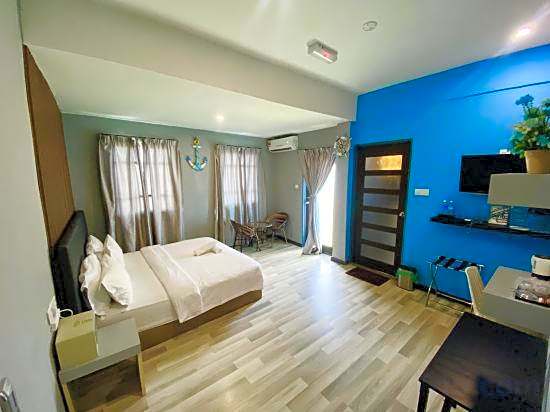 ang lee holiday stay