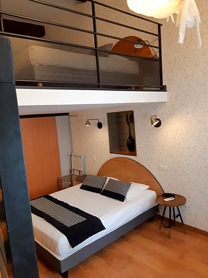 Hôtel Des Arts, Artisanal et Indépendant