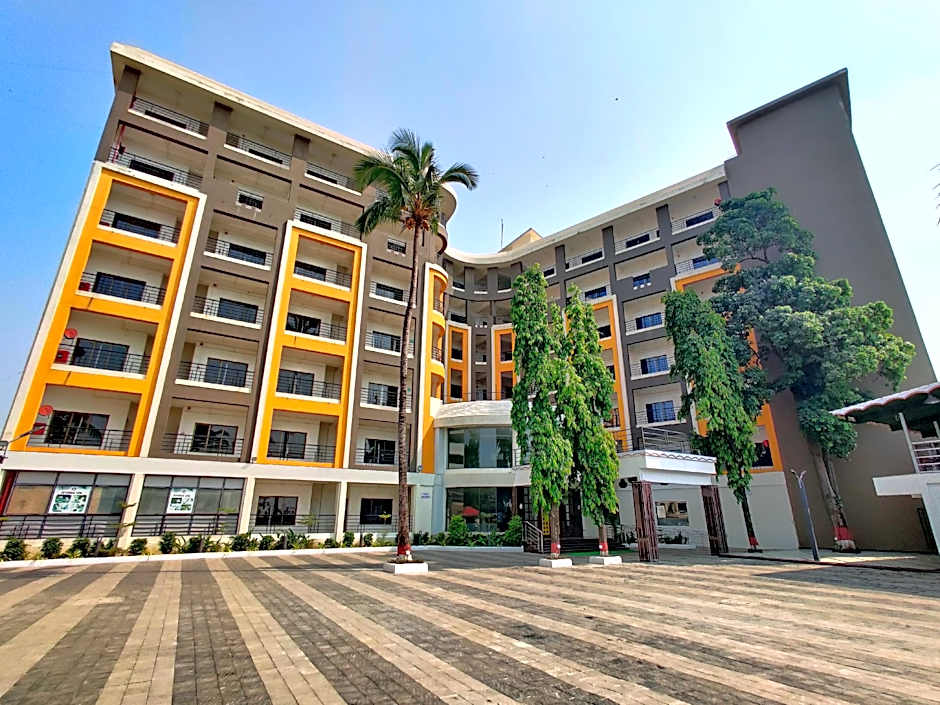 Golden Chariot Hotel Daman