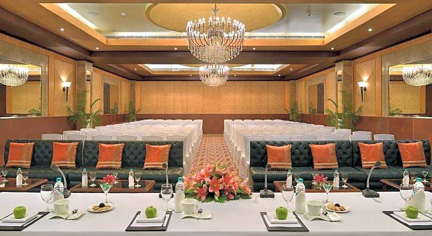 Savoy Suites Manesar