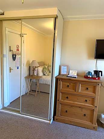 Double Room with Shared Bathroom