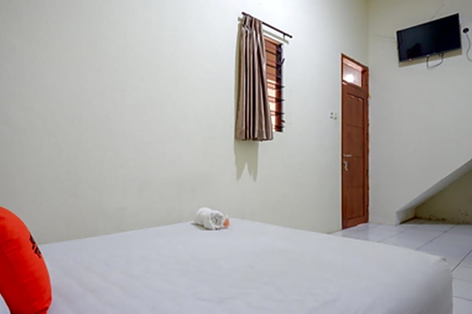 KoolKost at Jl Unta Pandeyan Lamper Semarang - Minimum Stay 30 night