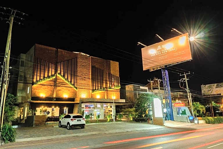 Berry Biz Hotel Sunset Road Powered by Archipelago