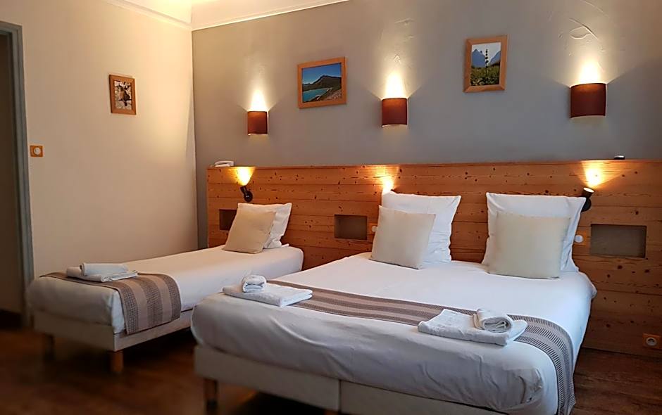 Savoy Hotel & Restaurant