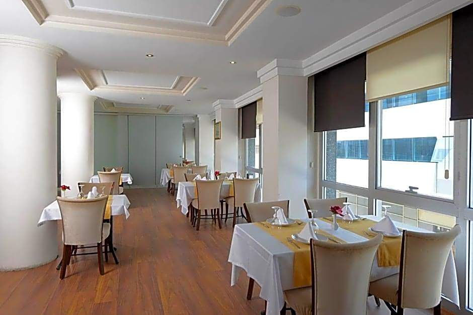 Hotel Ismira