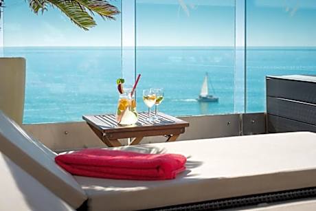 Twin Room with Balcony or Terrace and Sea View