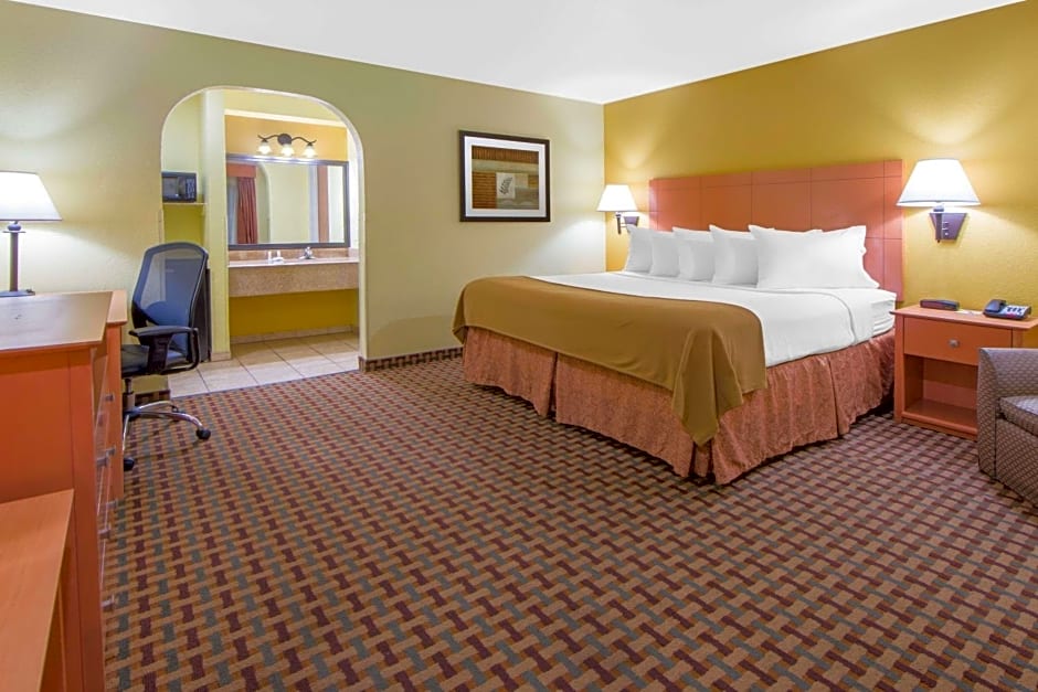 Days Inn by Wyndham Lubbock South