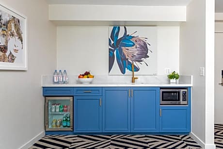 One Bedroom Signature Residence