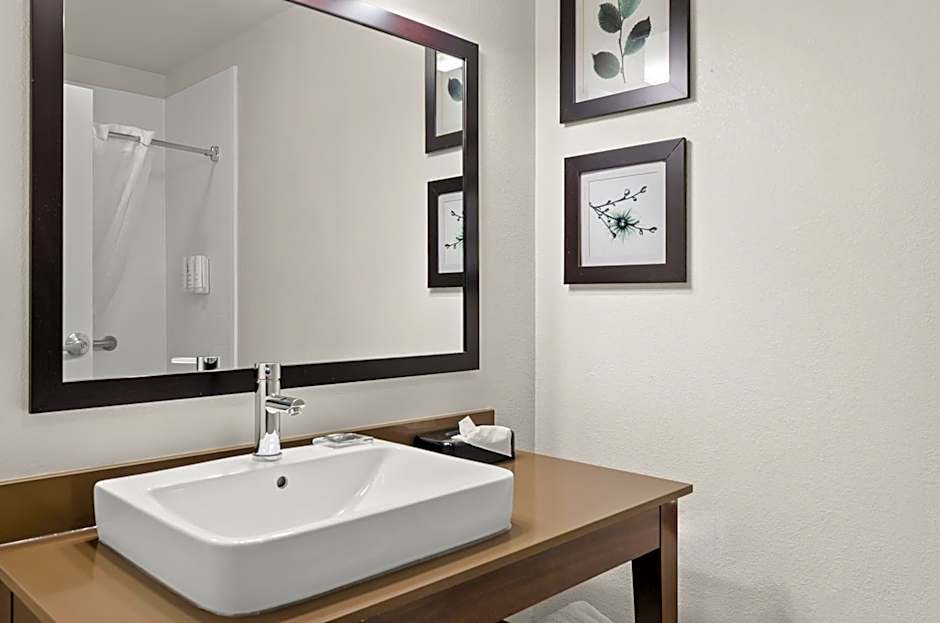 Country Inn & Suites by Radisson, Roanoke, VA