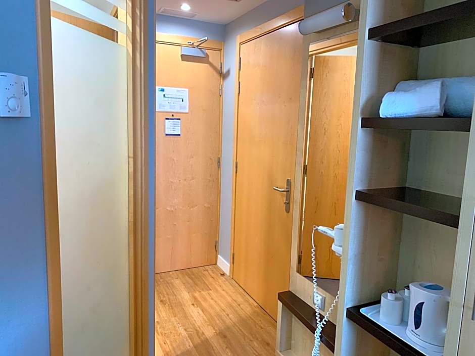 Holiday Inn Express Vitoria By IHG