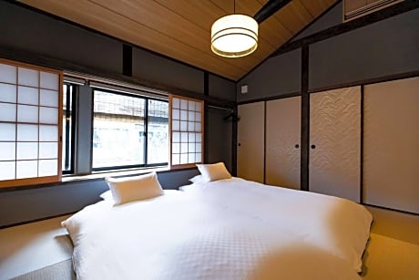 Japanese-Style Room