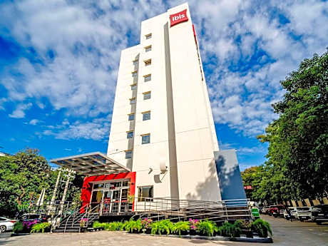 ibis Asuncion