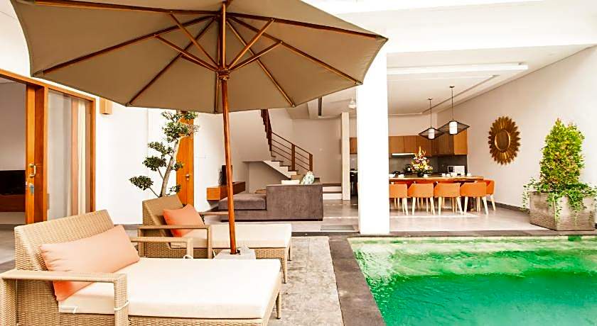 Apple Villa and Studio Seminyak