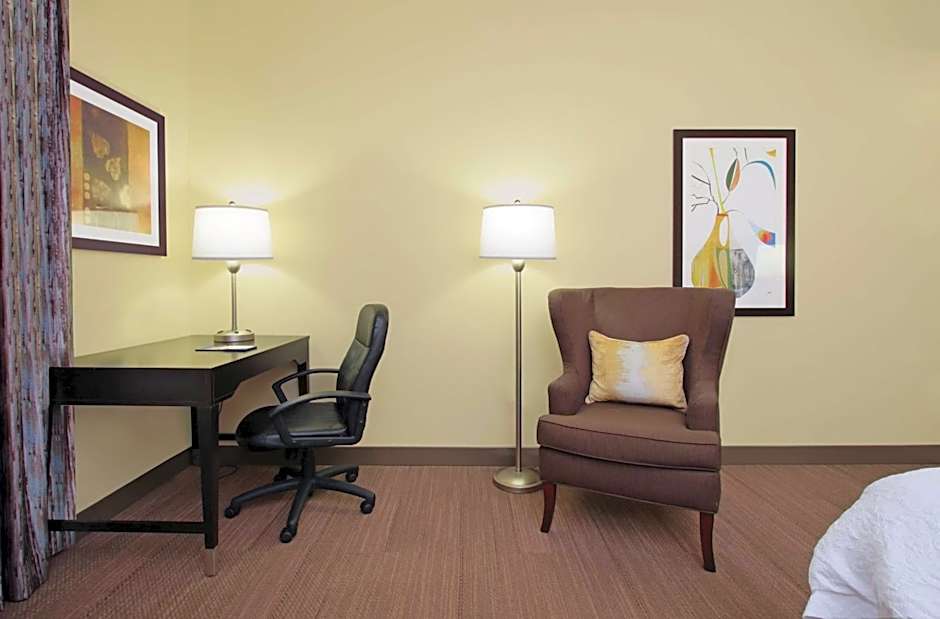 Hampton Inn By Hilton Winfield