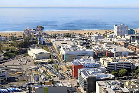 Courtyard by Marriott Santa Monica