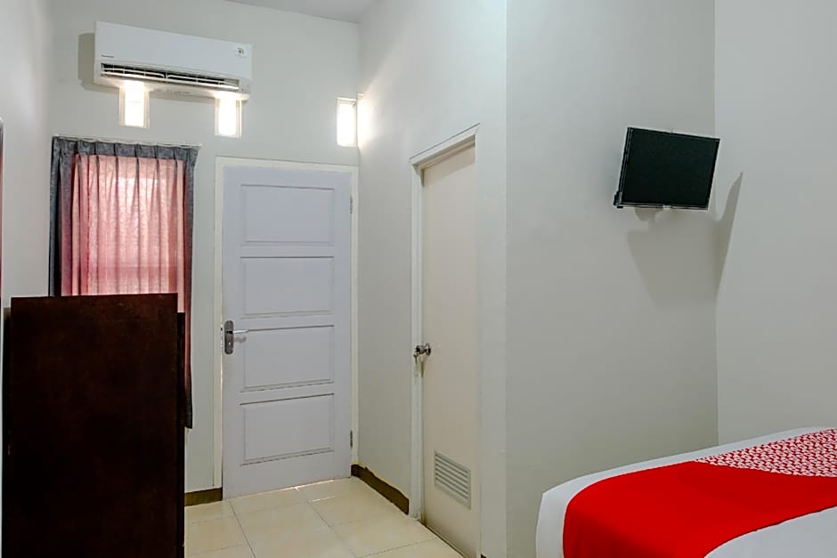 Capital O 1475 Oemah Jawa Family Residence